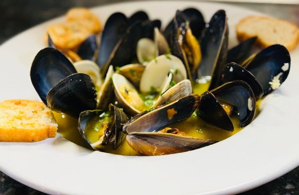 Cozze E Vongole.