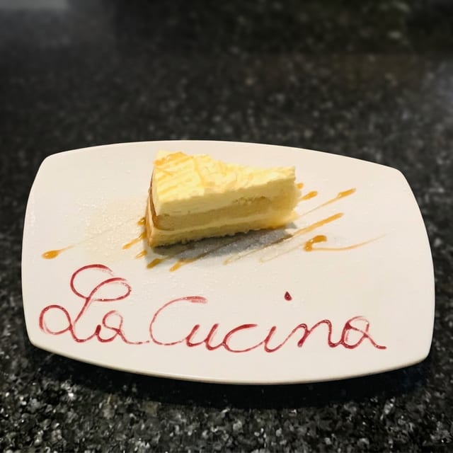Limoncello Cake.